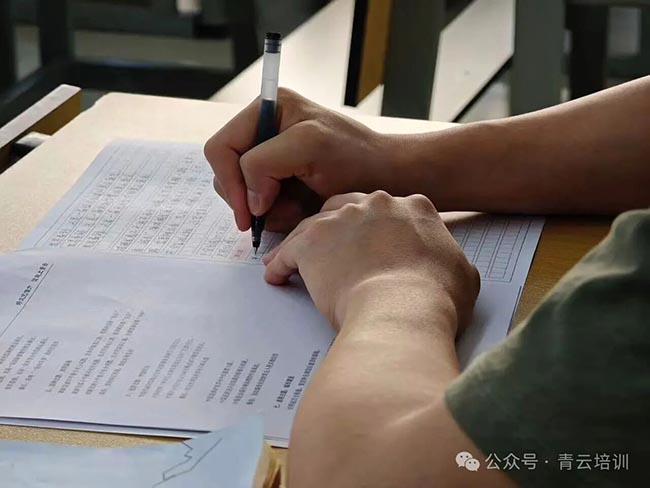 691accc63e3e0.jpg 微信图片_20251117152016.jpg